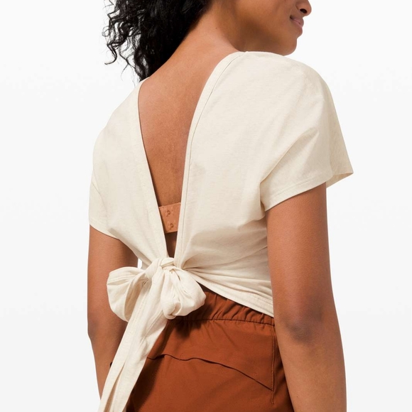 Lululemon wrap t-shirt sz2 - Picture 3 of 10